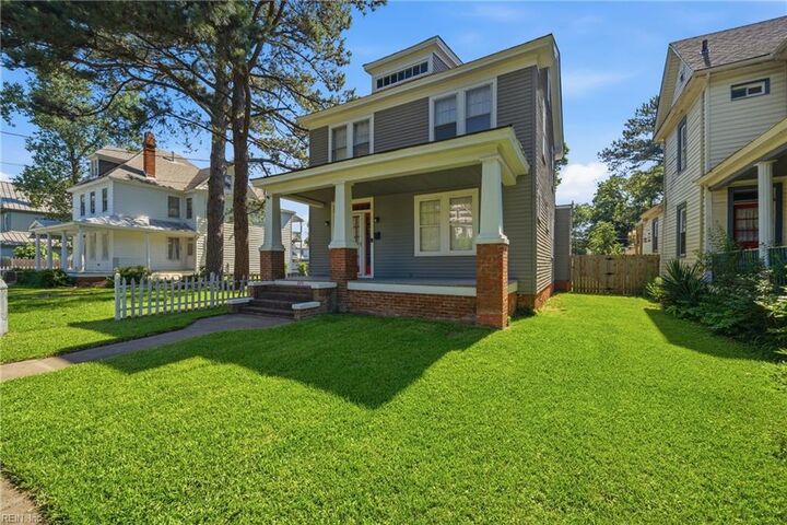 Property Photo:  229 Maryland Ave  VA 23707 