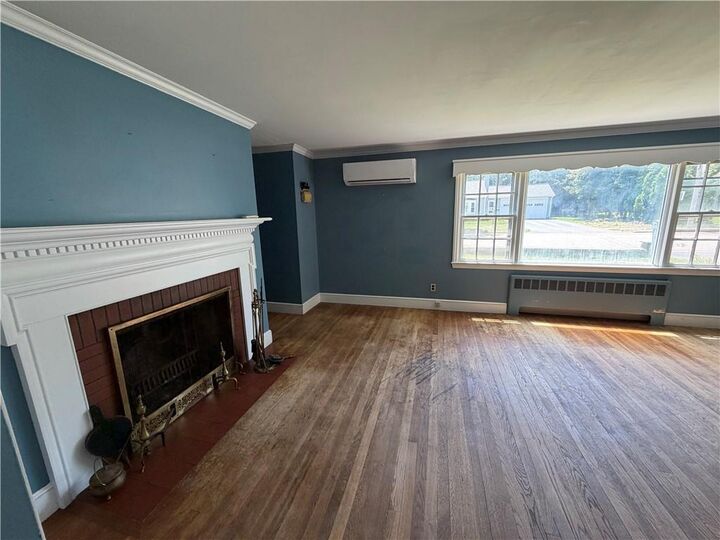 Property Photo:  11 Terrace Drive  RI 02809 