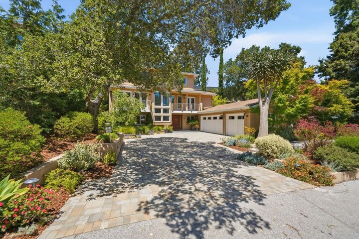 Property Photo: 927 Wilmington Way CA 94062