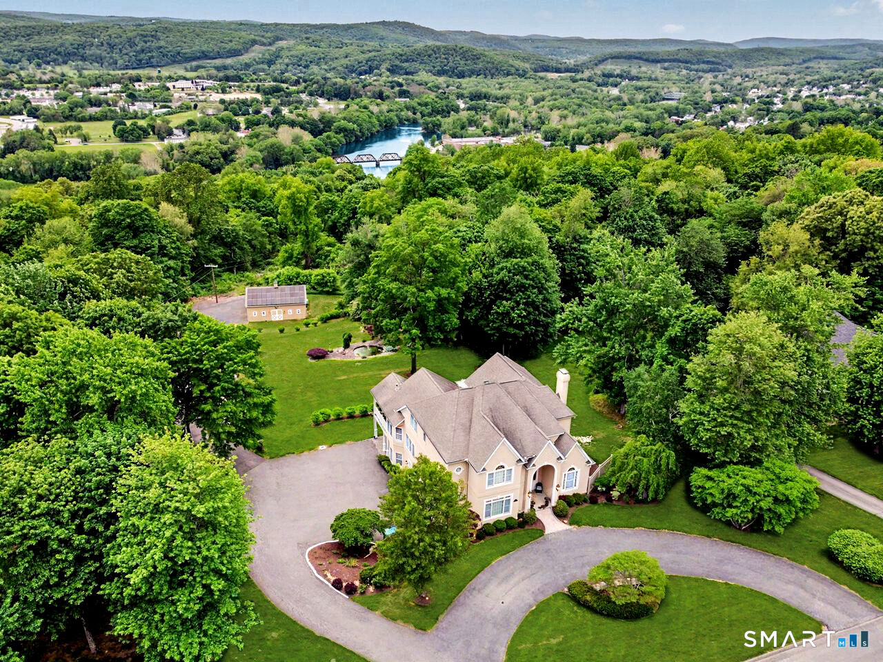 Property Photo:  17 Meredith Lane  CT 06776 