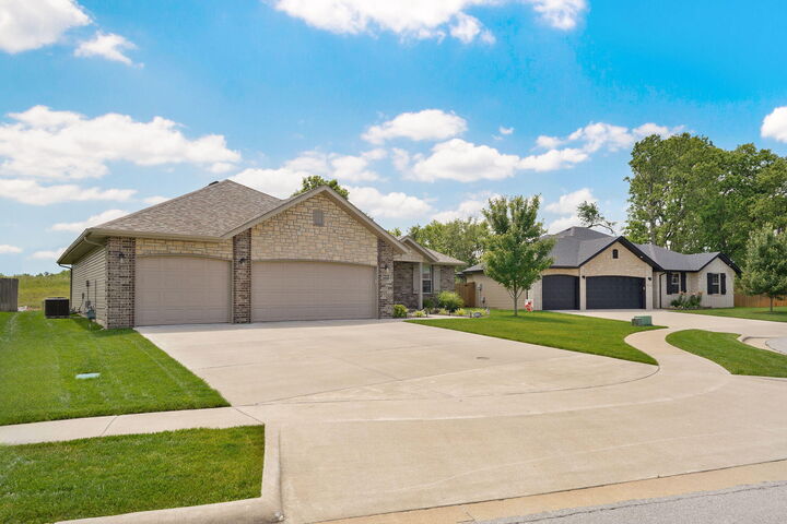 Property Photo: 5664 W Mangrove Street MO 65802
