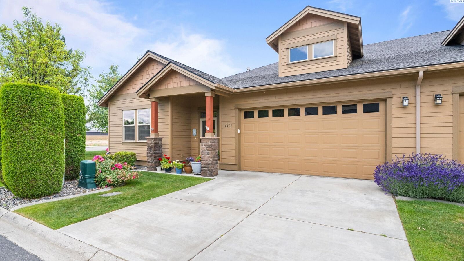 Property Photo: 2553 Orchid Ct. WA 99354
