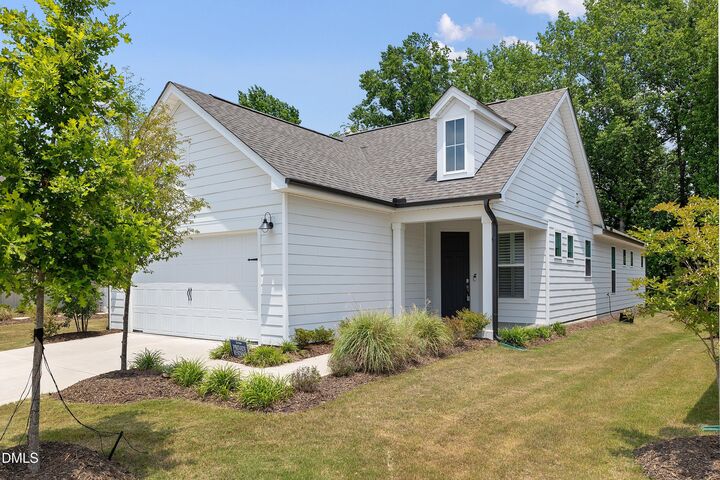 Property Photo: 2301 Flycatcher Lane NC 27526