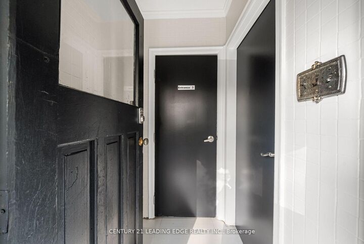 Property Photo:  620 Birchmount Road Unit 1B  ON M1K 1P9 