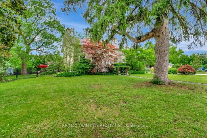 Property Photo: 142 Glenmorris Street ON N1S 2Z5