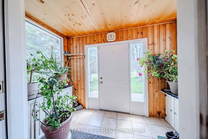Property Photo: 6068 Bloomington Road ON L4A 2W8