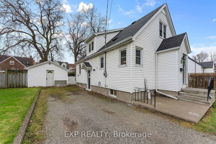 Property Photo:  6 Cedardale Avenue  ON L2P 1A9 