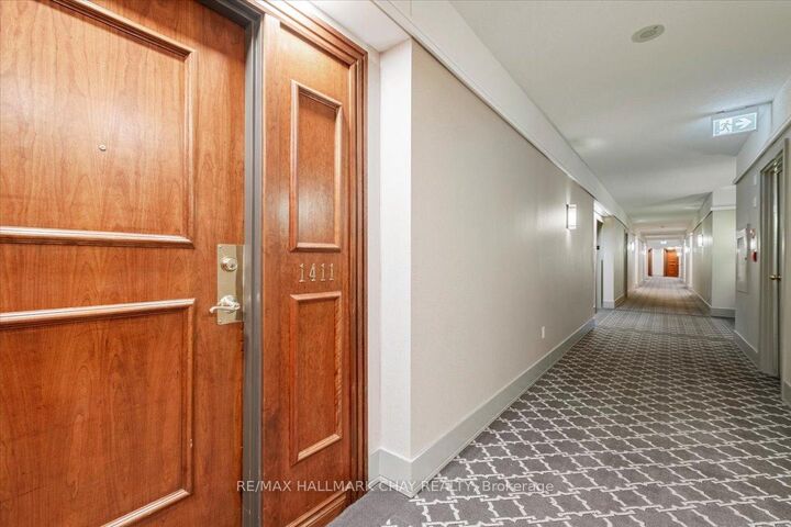 2 Toronto Street 1411 — photo 1