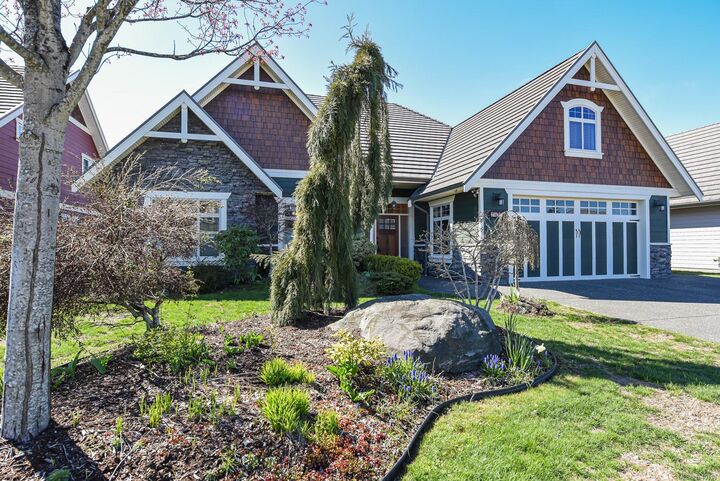 Property Photo: 1477 Crown Isle Dr BC V9N 3Z5