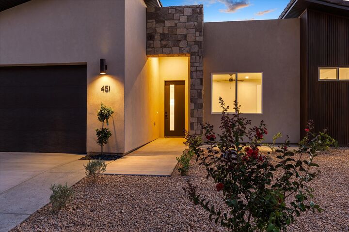 Property Photo: 451 N 200 E UT 84745