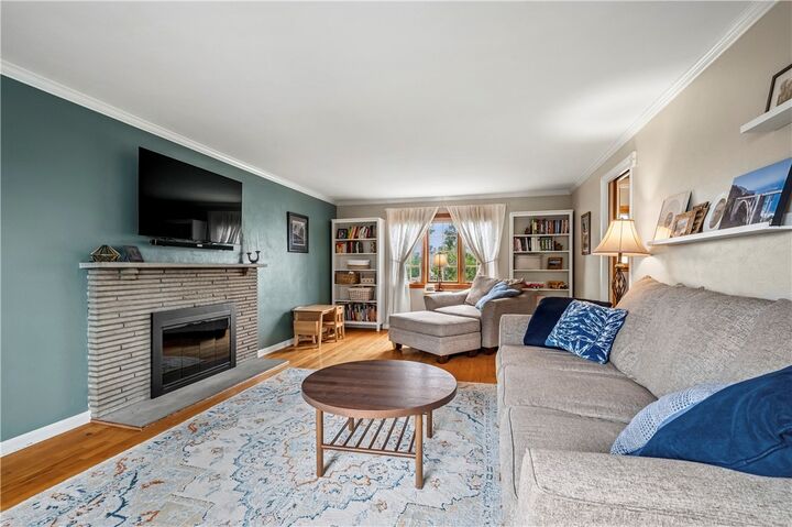 Property Photo: 943 Biltmore Avenue PA 15216