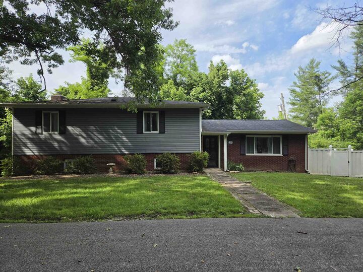 Property Photo: 104 Highland Court KY 41230