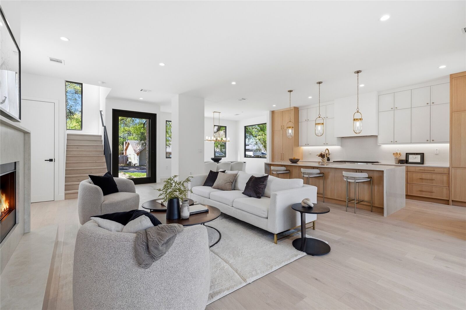 Property Photo:  1702 W 30th Street  TX 78703 