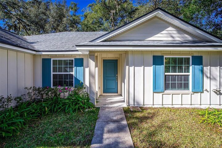 Property Photo: 321 14th Street FL 32034