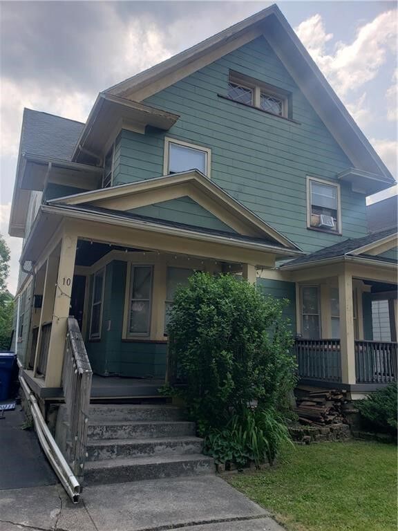 Property Photo:  10 Regent Street  NY 14607 