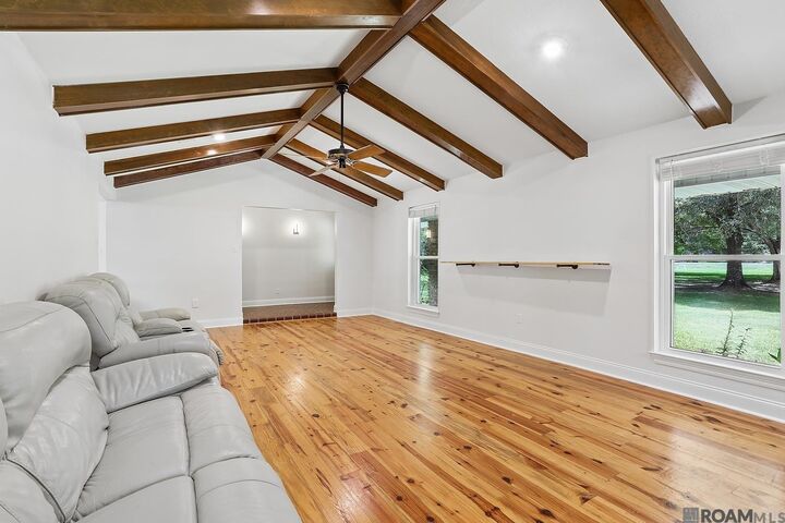 Property Photo: 11651 Gurney Rd LA 70714