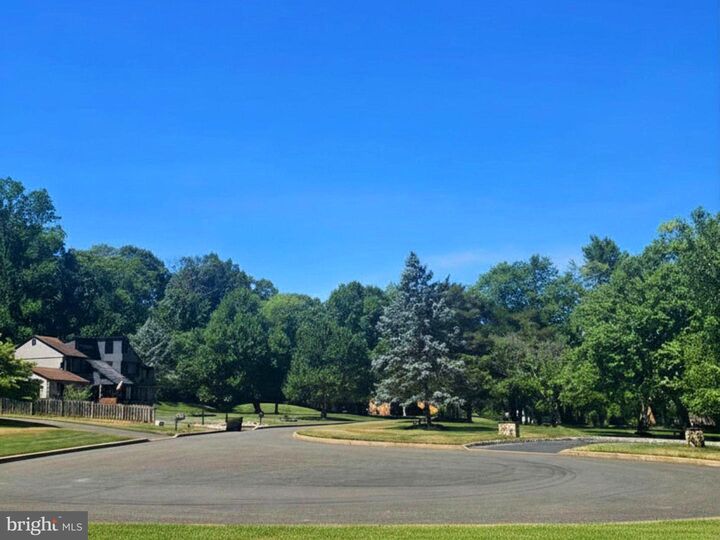 Property Photo:  84 Skoures Lane  PA 18940 