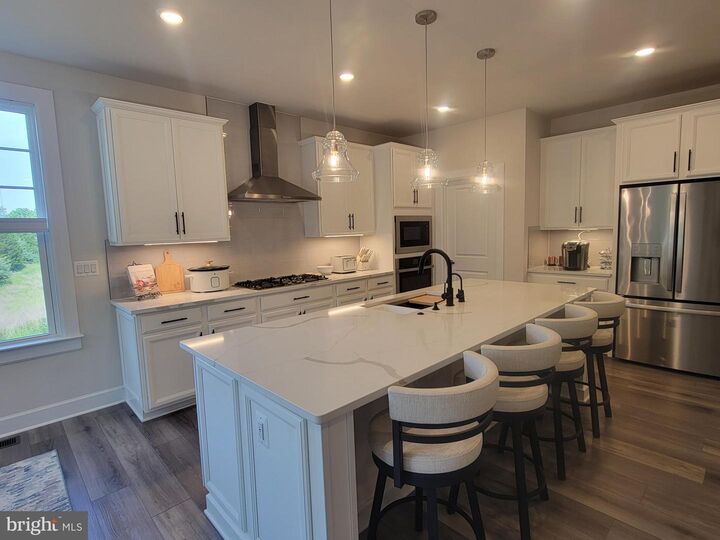 Property Photo:  42356 Natchez Drive  VA 20175 