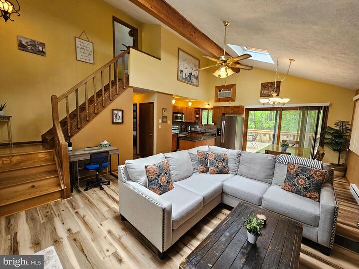 Property Photo: 8226 Woodchuck Court PA 18301