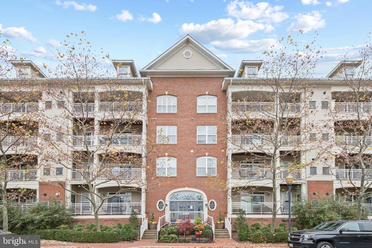 Property Photo:  5112 Donovan Drive 107  VA 22304 
