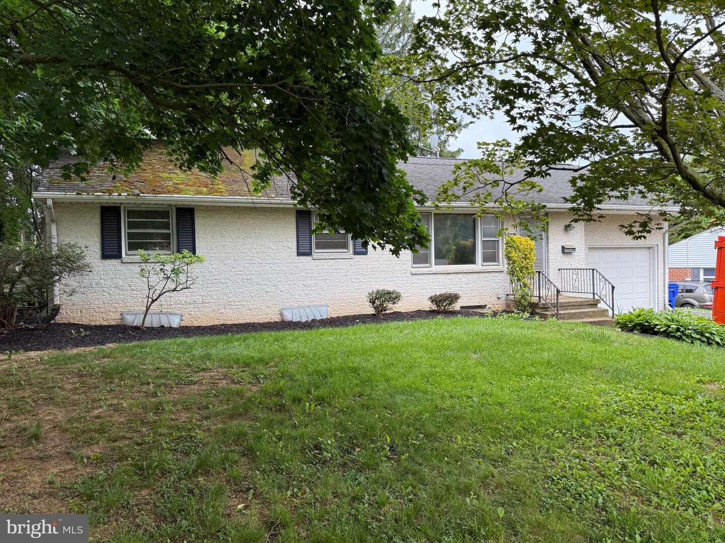 Property Photo:  34 Woodland Drive  PA 17407 