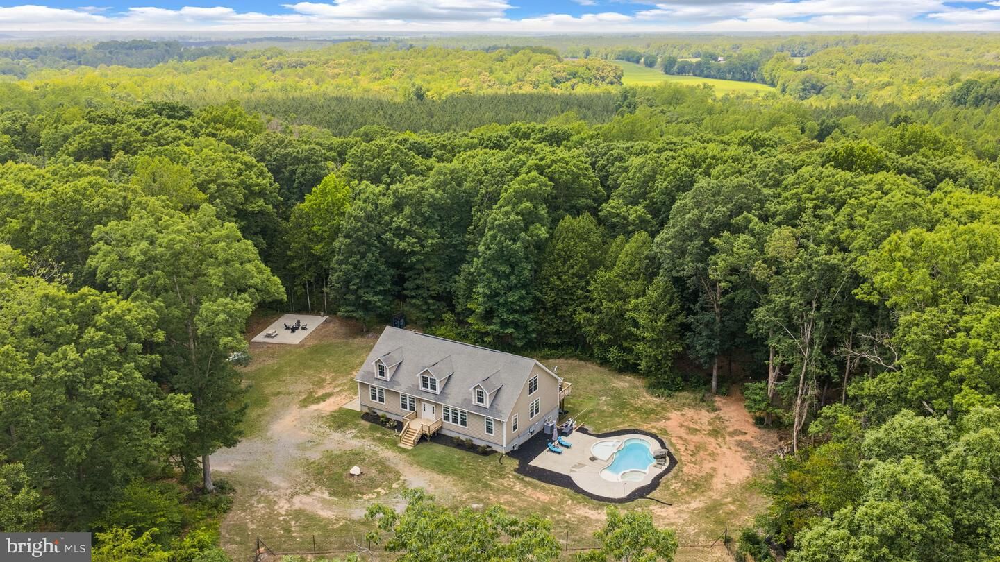 Property Photo: 1271 Apple Grove Road VA 23117