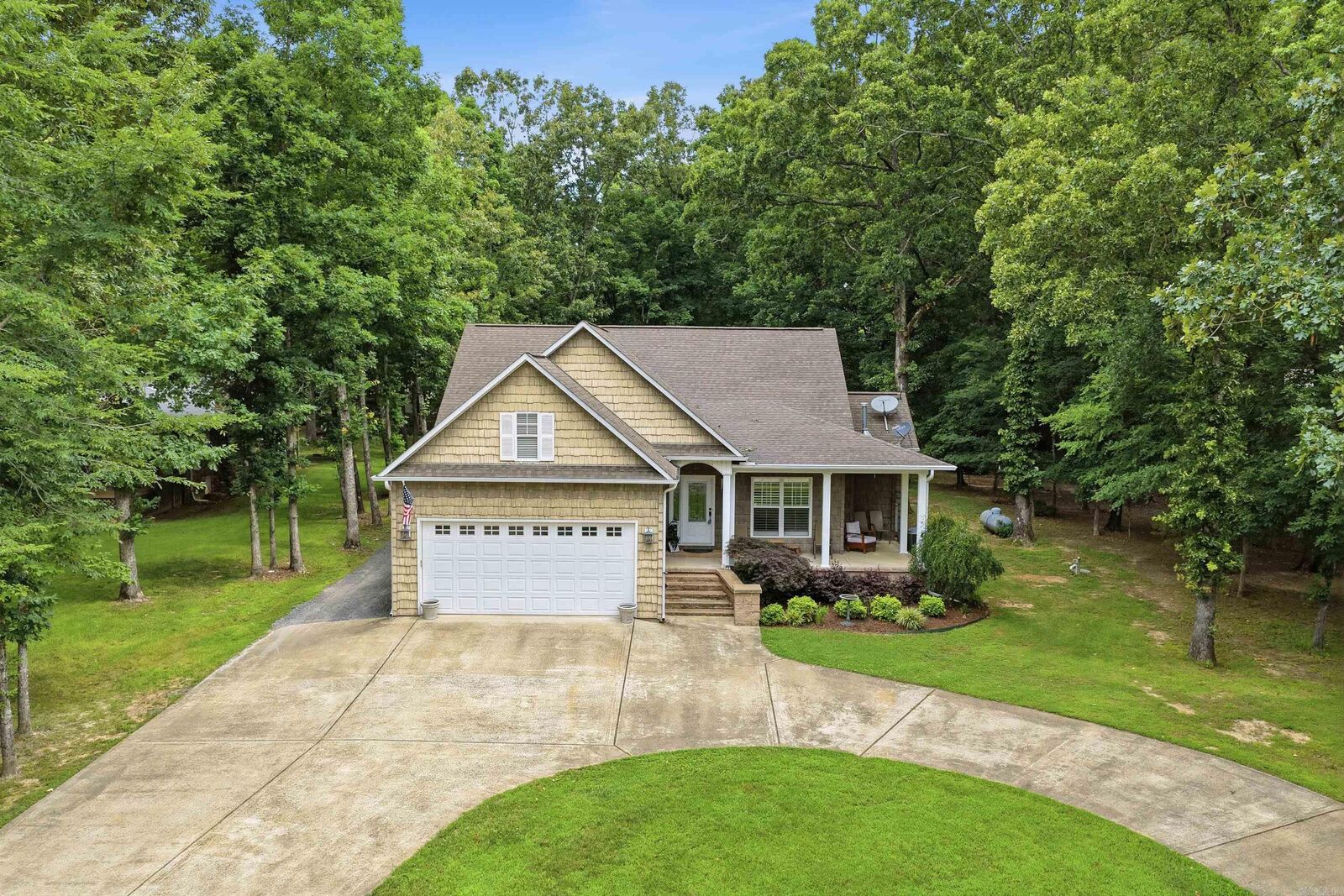 Property Photo:  835 Davidson Circle  AR 72044 