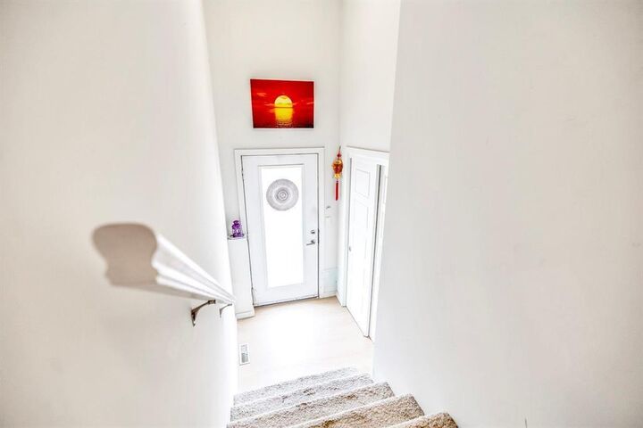 Photo de la propriété:  690 Hugo Street South  MB R3L 0J1 