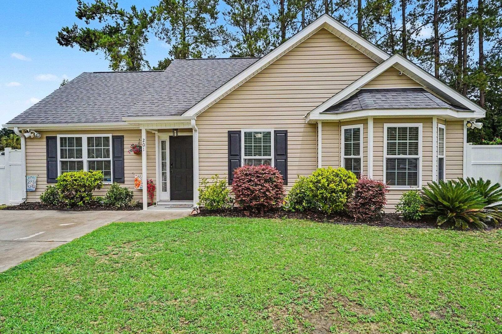 Property Photo: 201 Holden Dr. SC 29588