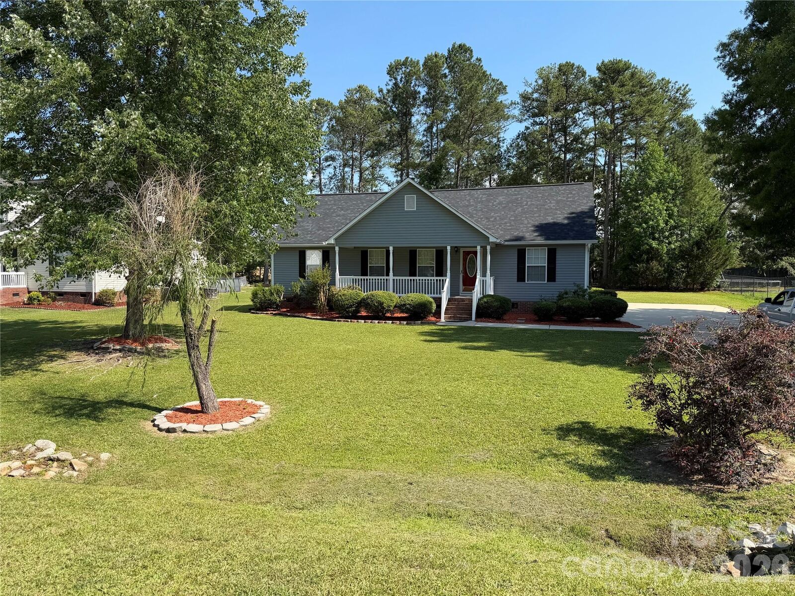 Property Photo:  2004 Hunters Ridge Road  SC 29720 