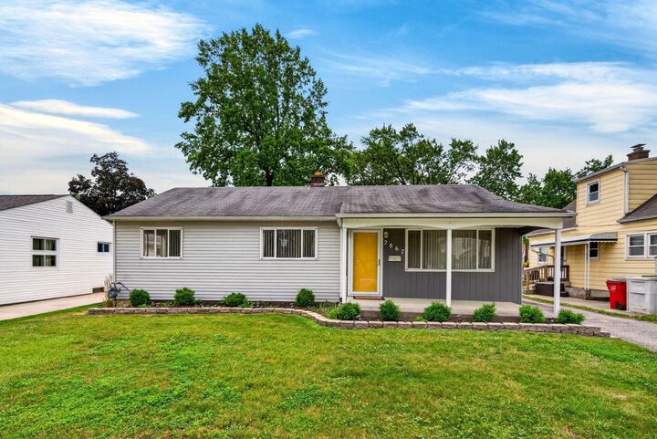 Property Photo: 2867 Columbus Street OH 43123