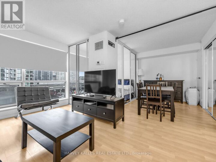 Property Photo: 10 Yonge Street 705 ON M5J 1R4