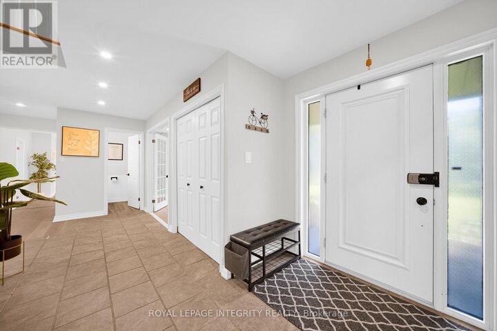 Property Photo:  1218 Rideau Bend Crescent  ON K4M 1B5 