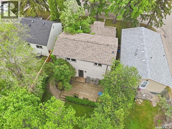 Property Photo:  1003 6th Street E  SK S7H 1E1 