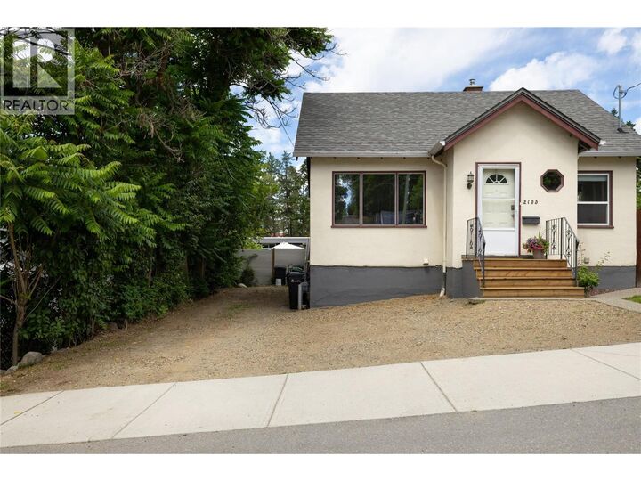 Property Photo: 2105 32 Avenue BC V1T 2K1
