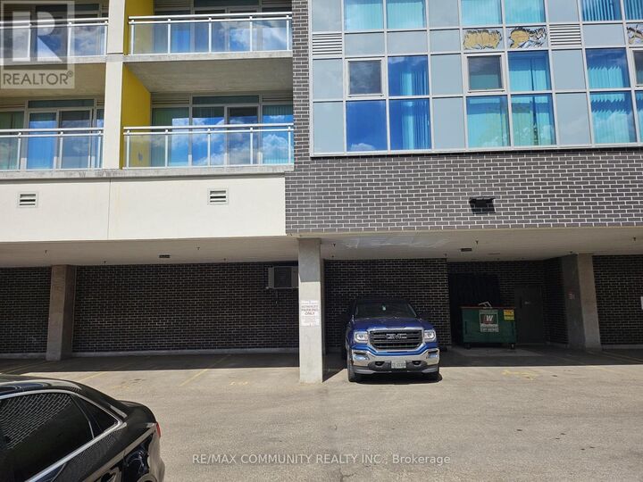 Property Photo: 257 Hemlock Street ON N2L 0K2