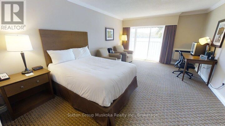 Property Photo:  421 Bayshore - Deerhurst Drive 421  ON P1H 2E8 