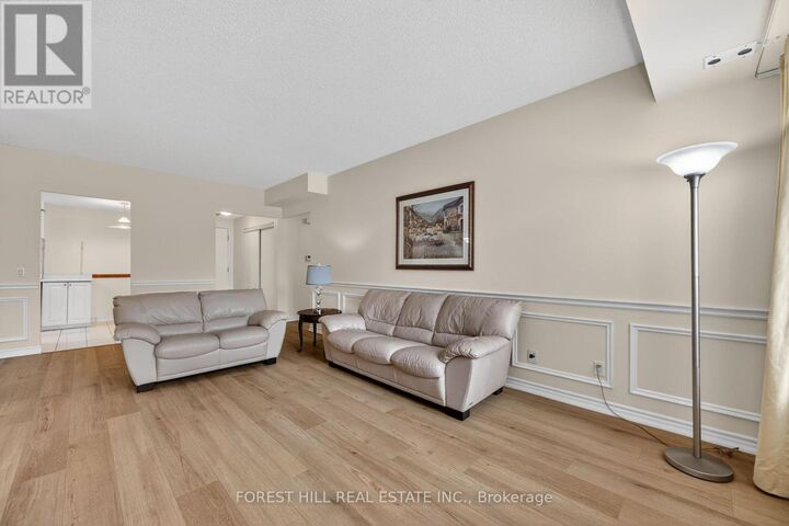 Property Photo: 119 Omni Drive 16 ON M1P 5A6