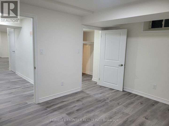 Property Photo:  73 Bannister Road East  ON L7A 0G2 