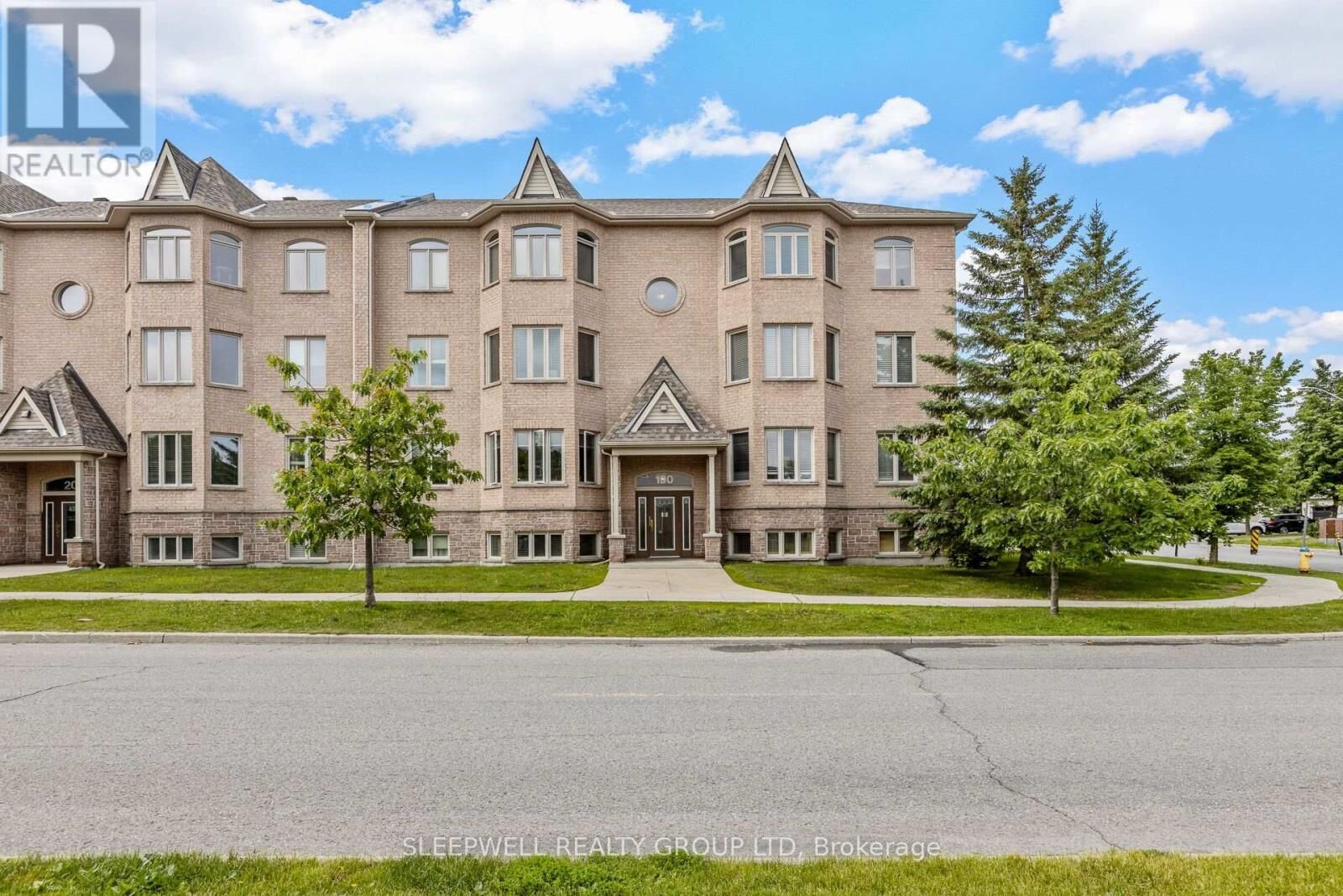 Property Photo:  190 Rustic Hills Crescent 7  ON K4A 0B9 