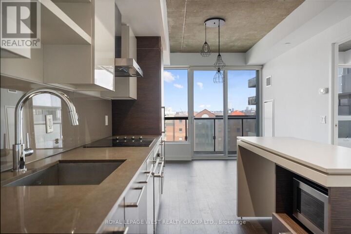 Property Photo:  1030 King Street 835  ON M6K 0B4 