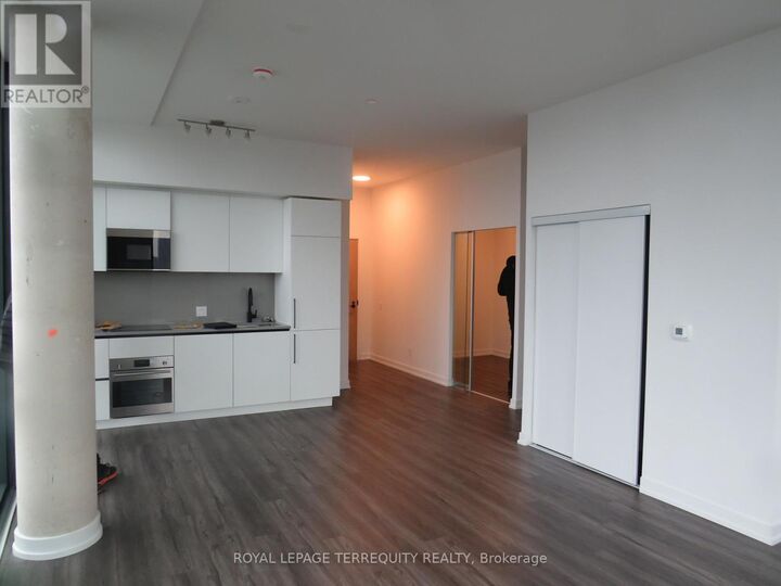 Property Photo: 35 Parliament Street 3304 ON M5A 0Z5