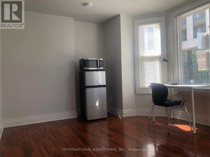 Property Photo: 197 Dundas Street East Gb ON M5A 1Z4