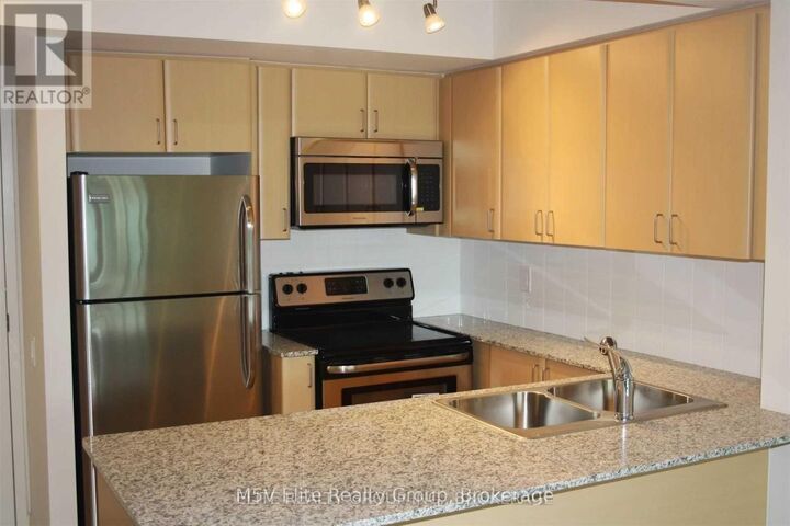 Property Photo:  525 Wilson Avenue 232  ON M3H 1V1 