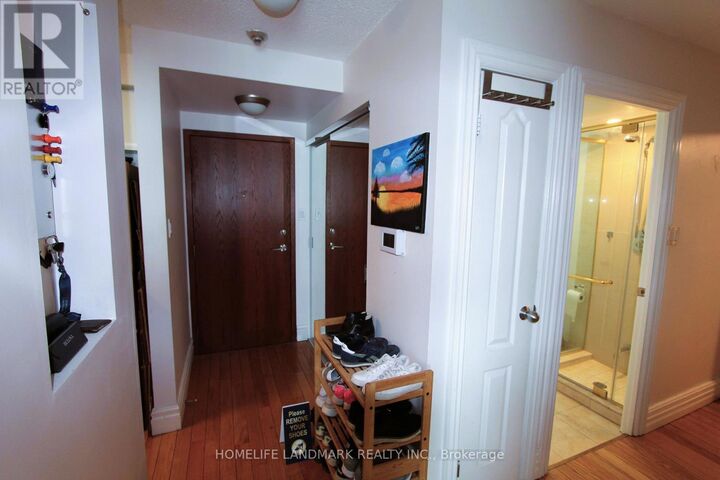 Property Photo:  10 Yonge Street 2904  ON M5E 1R4 