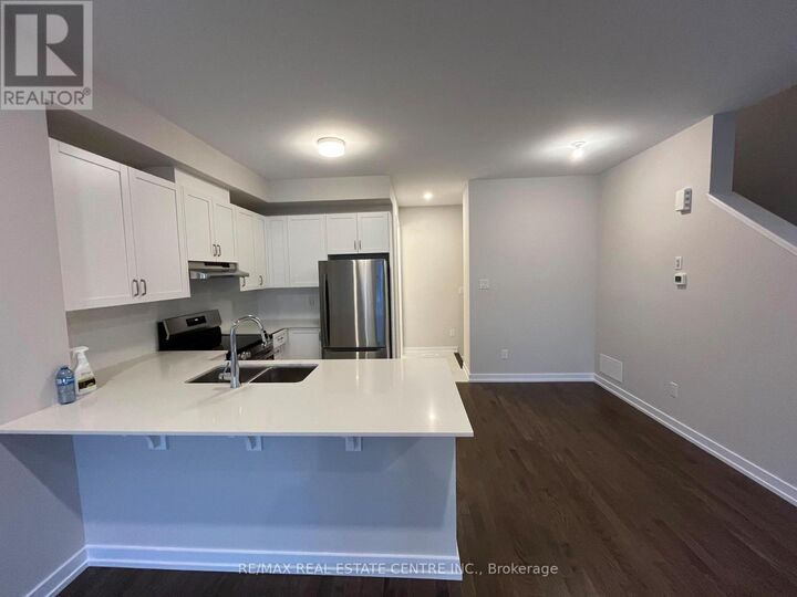 Property Photo: 540 Oldenburg Avenue ON K0A 2Z0