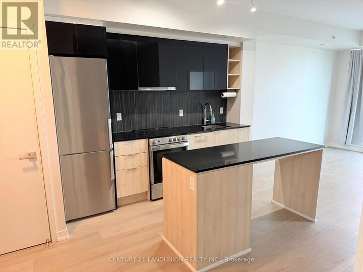 Property Photo: 31 Tippett Road ON M3H 0C8