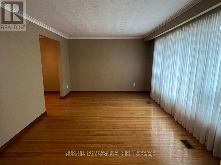 Property Photo:  12 Pratt Circle  ON L3R 1Y2 