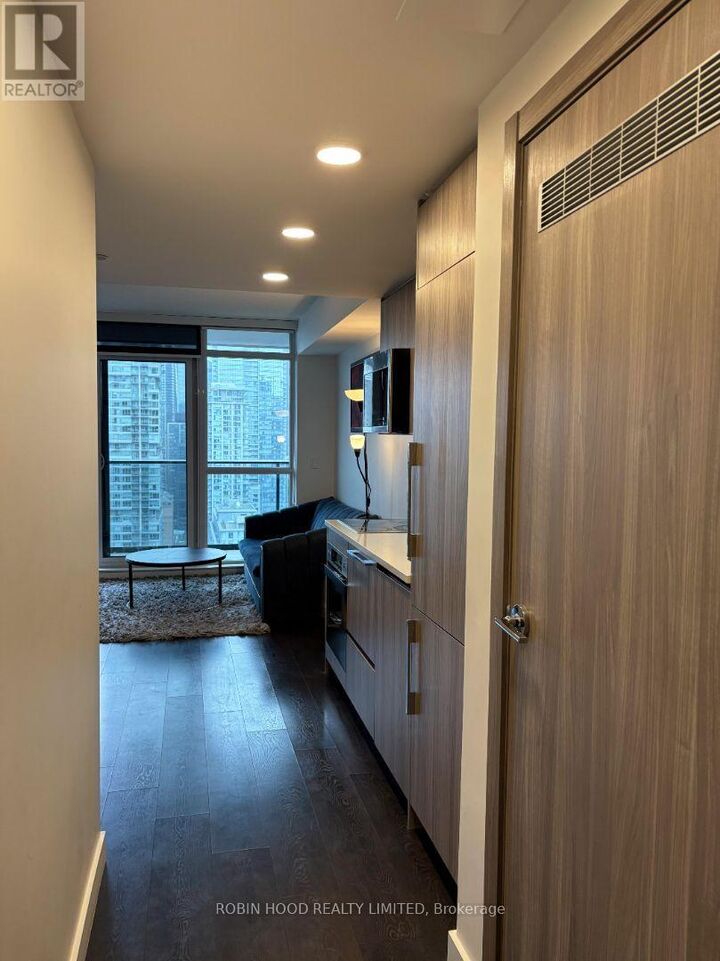 Property Photo: 38 Widmer Street 3203 ON M5V 0P7