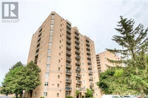 Property Photo:  858 Commissioners Road East 507  ON N6C 5Y5 